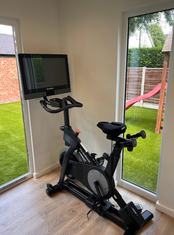 small garden room home gym